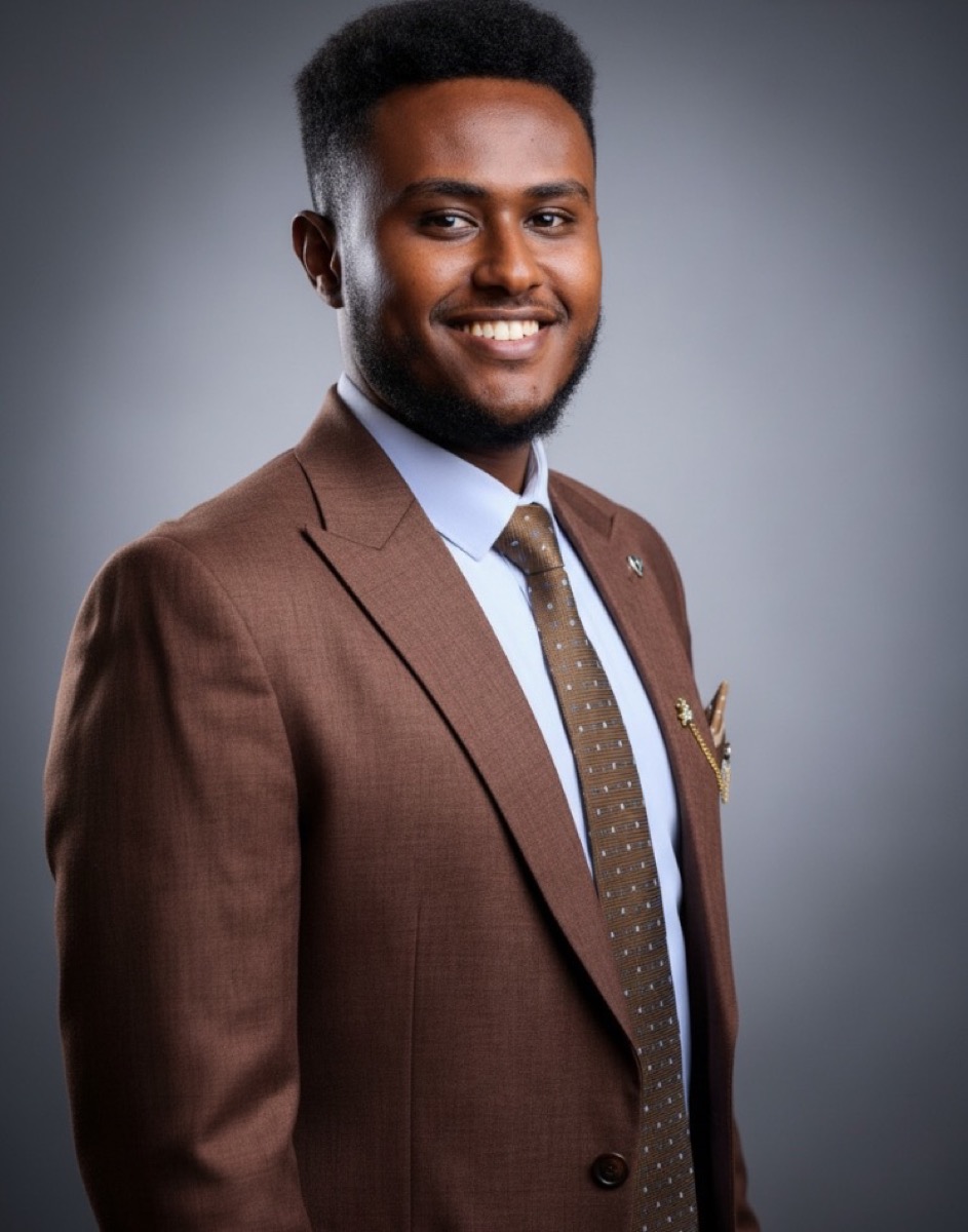 Adonias Hibeste - Senior Mobile Architect